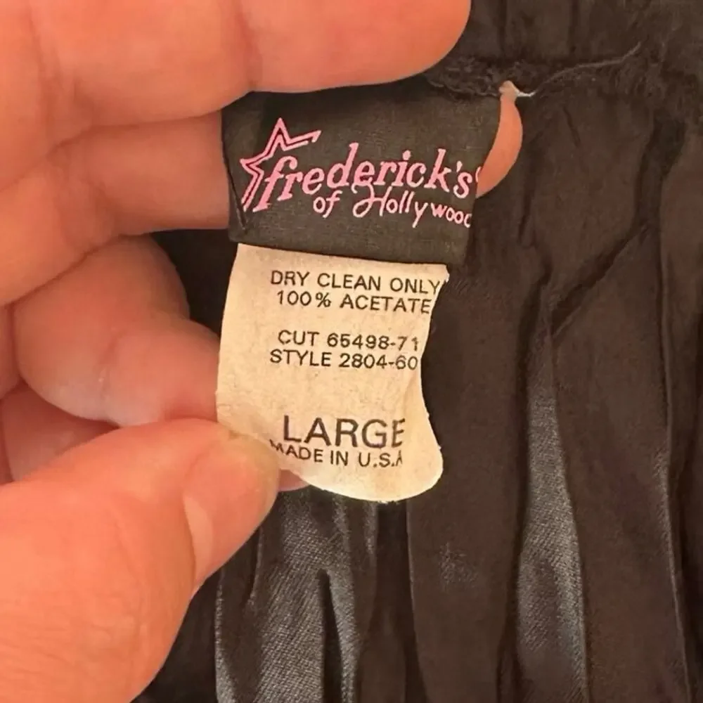 Frederick's of Hollywood Classic Ruffle Mini Skirt Size L Y2K Whimsigoth Emo‎